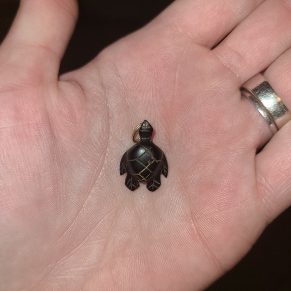 Jewlery - Picture 1 of 2